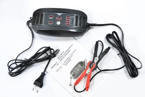 Полнач за акумулатор BTC2002B 60W - 52410 - слика 2