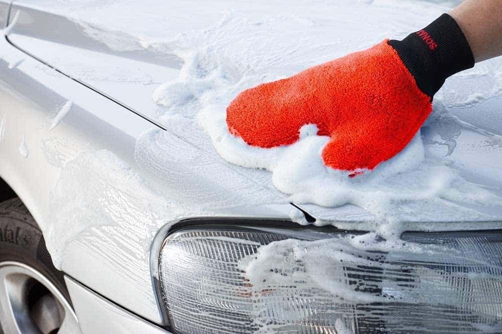 Микрофибер ракавица за миење возила Sonax 428200 - слика 2