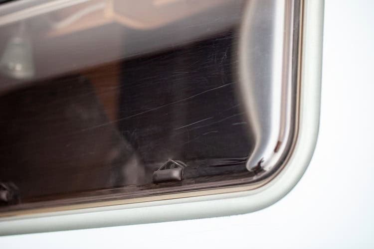 QUIXX Отстранувач на акрилни гребнатинки (810014) - слика 2